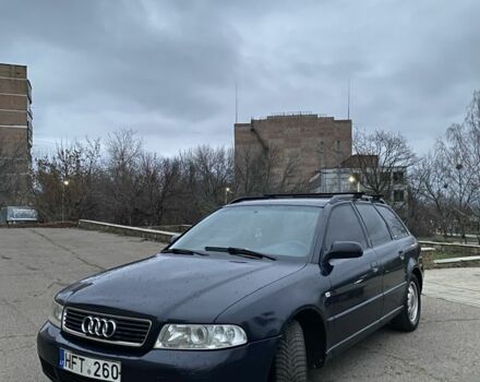 Синий Ауди А4, объемом двигателя 1.9 л и пробегом 385 тыс. км за 2000 $, фото 1 на Automoto.ua