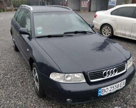 Синий Ауди А4, объемом двигателя 1.6 л и пробегом 248 тыс. км за 5100 $, фото 3 на Automoto.ua