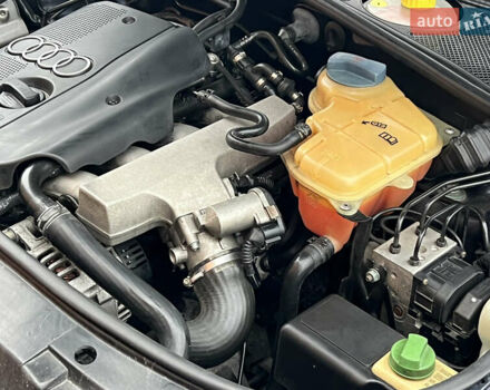 Синий Ауди А4, объемом двигателя 1.8 л и пробегом 193 тыс. км за 7777 $, фото 39 на Automoto.ua