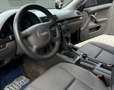 Синий Ауди А4, объемом двигателя 1.78 л и пробегом 255 тыс. км за 5000 $, фото 10 на Automoto.ua