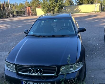 Синий Ауди А4, объемом двигателя 1.8 л и пробегом 1 тыс. км за 500 $, фото 2 на Automoto.ua