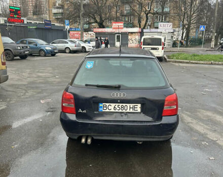 Синій Ауді А4, об'ємом двигуна 2.5 л та пробігом 400 тис. км за 3500 $, фото 3 на Automoto.ua