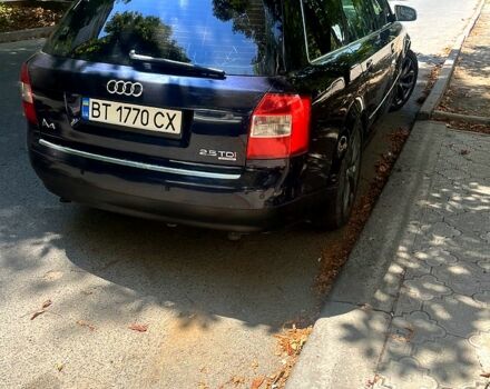 Синий Ауди А4, объемом двигателя 2.5 л и пробегом 398 тыс. км за 6000 $, фото 4 на Automoto.ua