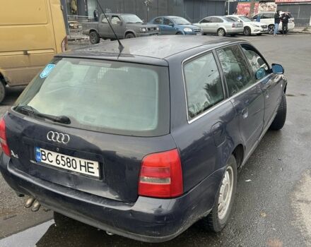 Синий Ауди А4, объемом двигателя 2.5 л и пробегом 400 тыс. км за 3500 $, фото 5 на Automoto.ua