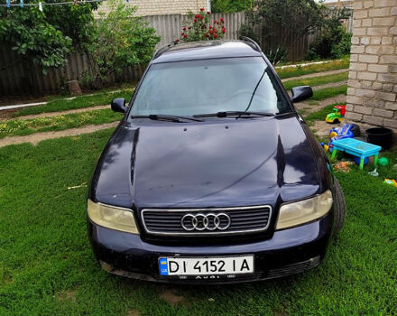 Синий Ауди А4, объемом двигателя 1.9 л и пробегом 400 тыс. км за 2200 $, фото 1 на Automoto.ua