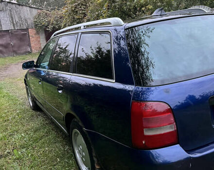 Синий Ауди А4, объемом двигателя 1.8 л и пробегом 250 тыс. км за 4250 $, фото 1 на Automoto.ua