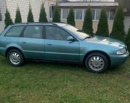 Синий Ауди А4, объемом двигателя 1.9 л и пробегом 300 тыс. км за 4300 $, фото 1 на Automoto.ua