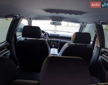 Синий Ауди А4, объемом двигателя 1.6 л и пробегом 160 тыс. км за 4300 $, фото 5 на Automoto.ua