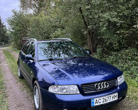 Синий Ауди А4, объемом двигателя 1.8 л и пробегом 250 тыс. км за 4250 $, фото 3 на Automoto.ua