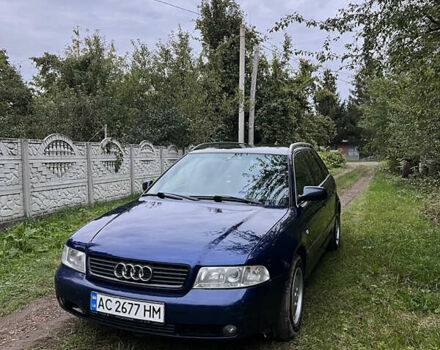 Синий Ауди А4, объемом двигателя 1.78 л и пробегом 250 тыс. км за 3600 $, фото 2 на Automoto.ua