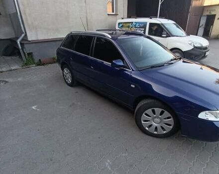 Синий Ауди А4, объемом двигателя 1.6 л и пробегом 160 тыс. км за 4300 $, фото 1 на Automoto.ua