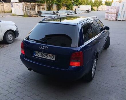 Синий Ауди А4, объемом двигателя 1.6 л и пробегом 160 тыс. км за 4300 $, фото 2 на Automoto.ua