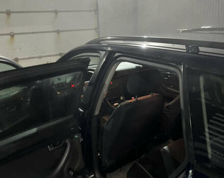 Синий Ауди А4, объемом двигателя 2 л и пробегом 205 тыс. км за 4000 $, фото 10 на Automoto.ua