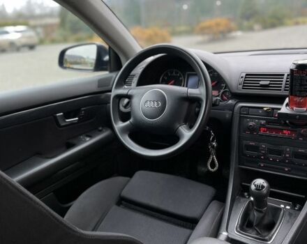 Синій Ауді А4, об'ємом двигуна 2 л та пробігом 202 тис. км за 4300 $, фото 16 на Automoto.ua