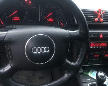 Синий Ауди А4, объемом двигателя 1.9 л и пробегом 500 тыс. км за 5000 $, фото 3 на Automoto.ua