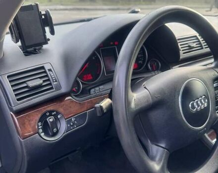 Синий Ауди А4, объемом двигателя 2 л и пробегом 205 тыс. км за 5200 $, фото 6 на Automoto.ua