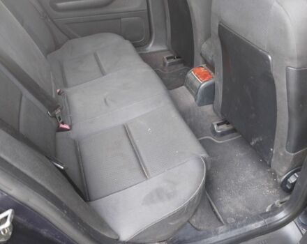 Ауди А4 2002 в Кривом Роге на Automoto.ua Синий Ауди А4, объемом двигателя 1.9 л и пробегом 363 тыс. км за 2500 $, фото 5 на Automoto.ua