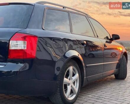 Синий Ауди А4, объемом двигателя 1.98 л и пробегом 491 тыс. км за 4130 $, фото 6 на Automoto.ua