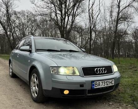 Синий Ауди А4, объемом двигателя 2.5 л и пробегом 360 тыс. км за 5000 $, фото 1 на Automoto.ua