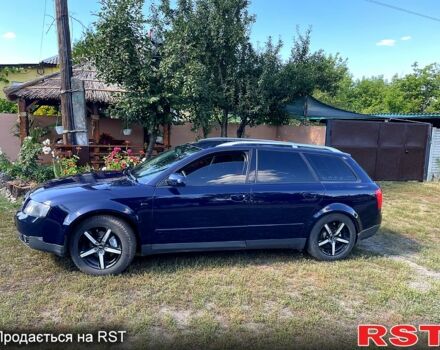 Синий Ауди А4, объемом двигателя 1.6 л и пробегом 320 тыс. км за 4400 $, фото 1 на Automoto.ua