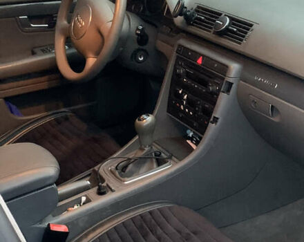 Синій Ауді А4, об'ємом двигуна 2.5 л та пробігом 305 тис. км за 4380 $, фото 28 на Automoto.ua