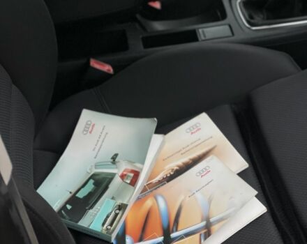 Синій Ауді А4, об'ємом двигуна 2 л та пробігом 202 тис. км за 4300 $, фото 18 на Automoto.ua