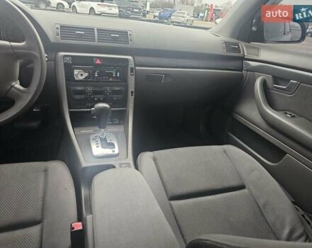 Синій Ауді А4, об'ємом двигуна 2.5 л та пробігом 297 тис. км за 4650 $, фото 12 на Automoto.ua