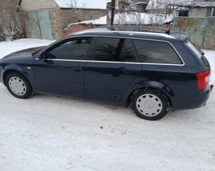 Синий Ауди А4, объемом двигателя 2 л и пробегом 333 тыс. км за 4900 $, фото 3 на Automoto.ua