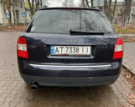 Синий Ауди А4, объемом двигателя 2 л и пробегом 267 тыс. км за 5500 $, фото 2 на Automoto.ua