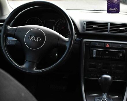 Синий Ауди А4, объемом двигателя 2 л и пробегом 206 тыс. км за 6850 $, фото 15 на Automoto.ua