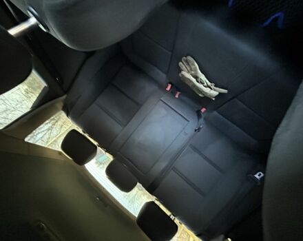 Синий Ауди А4, объемом двигателя 2.5 л и пробегом 300 тыс. км за 4300 $, фото 4 на Automoto.ua