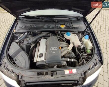 Синій Ауді А4, об'ємом двигуна 1.6 л та пробігом 189 тис. км за 4999 $, фото 30 на Automoto.ua