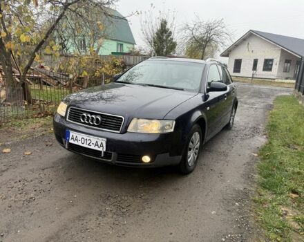 Синий Ауди А4, объемом двигателя 1.9 л и пробегом 300 тыс. км за 2500 $, фото 3 на Automoto.ua