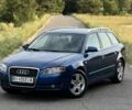 Синій Ауді А4, об'ємом двигуна 2 л та пробігом 250 тис. км за 4597 $, фото 5 на Automoto.ua