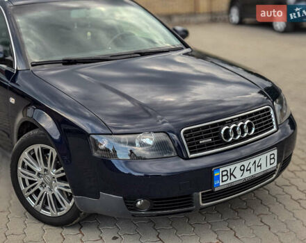 Синий Ауди А4, объемом двигателя 2.5 л и пробегом 335 тыс. км за 5950 $, фото 25 на Automoto.ua