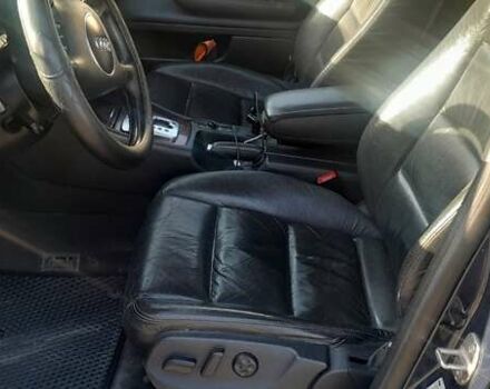 Синій Ауді А4, об'ємом двигуна 2.5 л та пробігом 320 тис. км за 4999 $, фото 1 на Automoto.ua