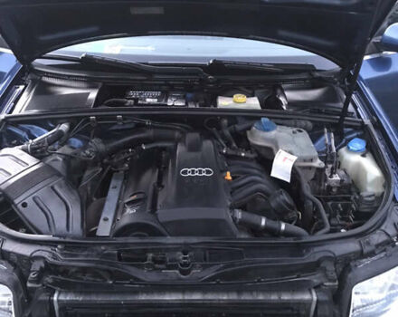 Синій Ауді А4, об'ємом двигуна 1.6 л та пробігом 187 тис. км за 5999 $, фото 2 на Automoto.ua