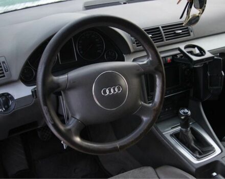 Синий Ауди А4, объемом двигателя 1.9 л и пробегом 365 тыс. км за 2100 $, фото 2 на Automoto.ua