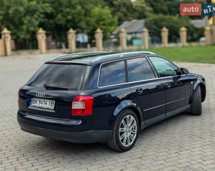 Синий Ауди А4, объемом двигателя 2.5 л и пробегом 335 тыс. км за 5950 $, фото 10 на Automoto.ua