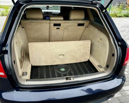 Синий Ауди А4, объемом двигателя 2.5 л и пробегом 258 тыс. км за 5200 $, фото 4 на Automoto.ua