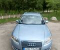 Синий Ауди А4, объемом двигателя 2 л и пробегом 300 тыс. км за 3515 $, фото 1 на Automoto.ua