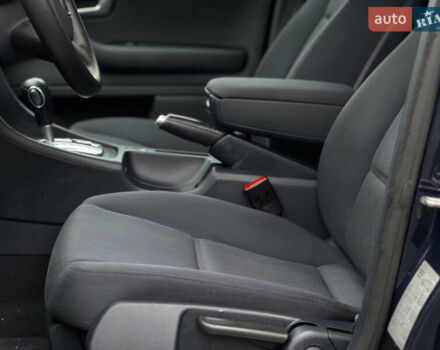 Синій Ауді А4, об'ємом двигуна 2 л та пробігом 253 тис. км за 6700 $, фото 16 на Automoto.ua