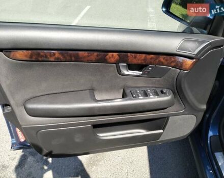 Синий Ауди А4, объемом двигателя 2.5 л и пробегом 220 тыс. км за 5999 $, фото 11 на Automoto.ua