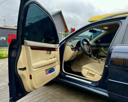 Синий Ауди А4, объемом двигателя 2.5 л и пробегом 258 тыс. км за 5200 $, фото 6 на Automoto.ua