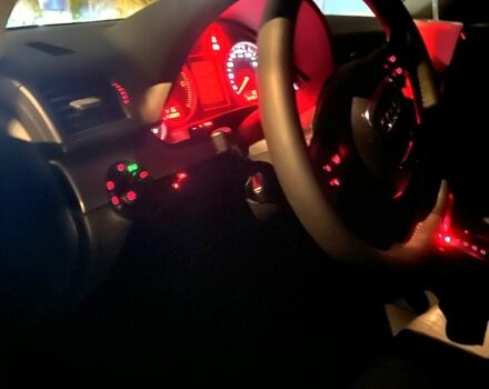 Синий Ауди А4, объемом двигателя 2 л и пробегом 370 тыс. км за 7700 $, фото 5 на Automoto.ua