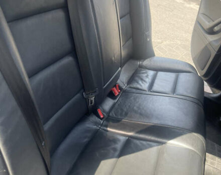 Синий Ауди А4, объемом двигателя 1.8 л и пробегом 260 тыс. км за 7499 $, фото 12 на Automoto.ua