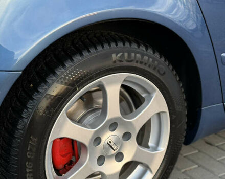 Синий Ауди А4, объемом двигателя 2.5 л и пробегом 231 тыс. км за 6800 $, фото 7 на Automoto.ua