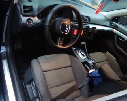 Синій Ауді А4, об'ємом двигуна 2 л та пробігом 320 тис. км за 3813 $, фото 7 на Automoto.ua