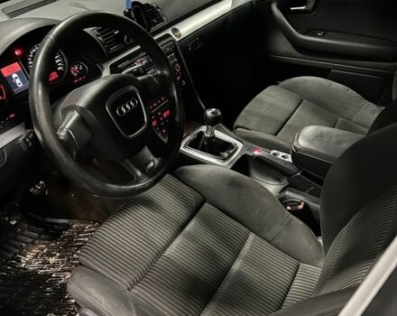 Синій Ауді А4, об'ємом двигуна 2 л та пробігом 312 тис. км за 2750 $, фото 3 на Automoto.ua