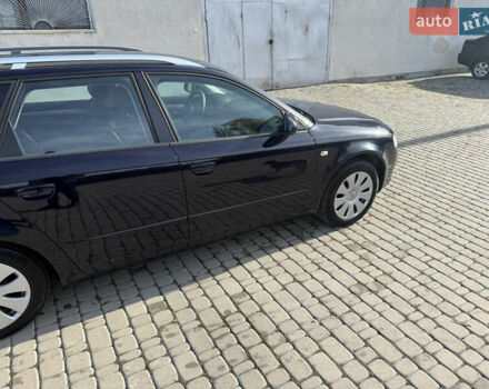 Синий Ауди А4, объемом двигателя 2 л и пробегом 290 тыс. км за 6500 $, фото 3 на Automoto.ua